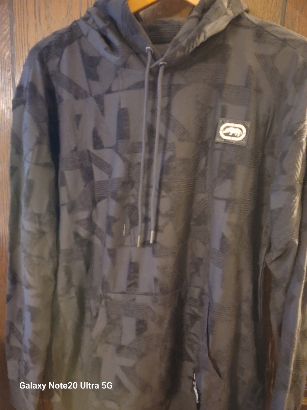 Ecko Unltd. Infinity Trademark of Premier Wear Hoodie. Geometric Hoodie in Black